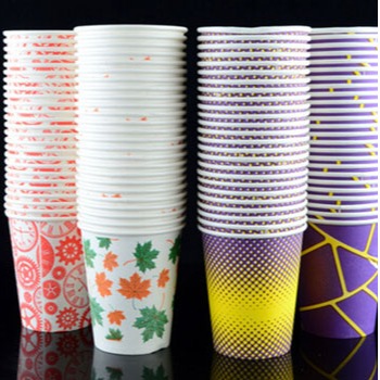 راهنمای خرید لیوان کاغذی: معرفی انواع و نکات مهم خرید